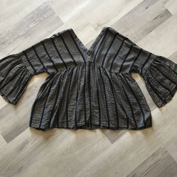 En Creme Blk/Metallic Gold Double V-Neck Flare 3/4 Sleeve Boho Flowy Blouse Lg - Picture 10 of 12